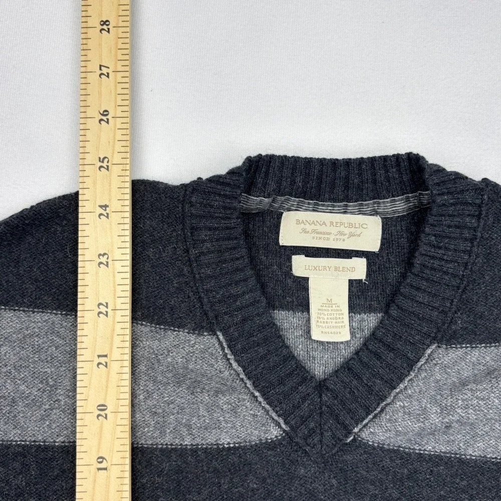 Banana Republic Sweater Mens Medium Gray Striped Cashmere Angora V Neck Knit Top